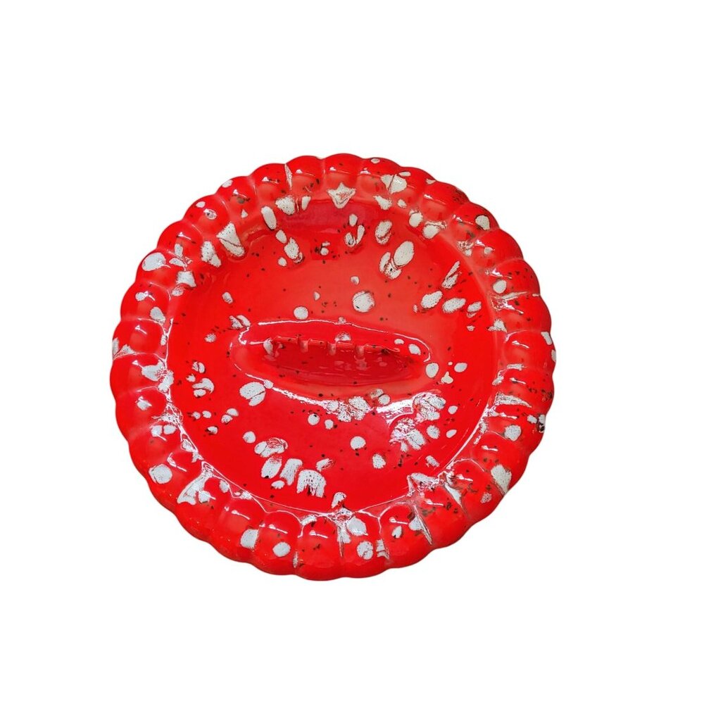 Large Red White Speckled Ceramic Ashtray Mid Century Design Scalloped Edge Centr